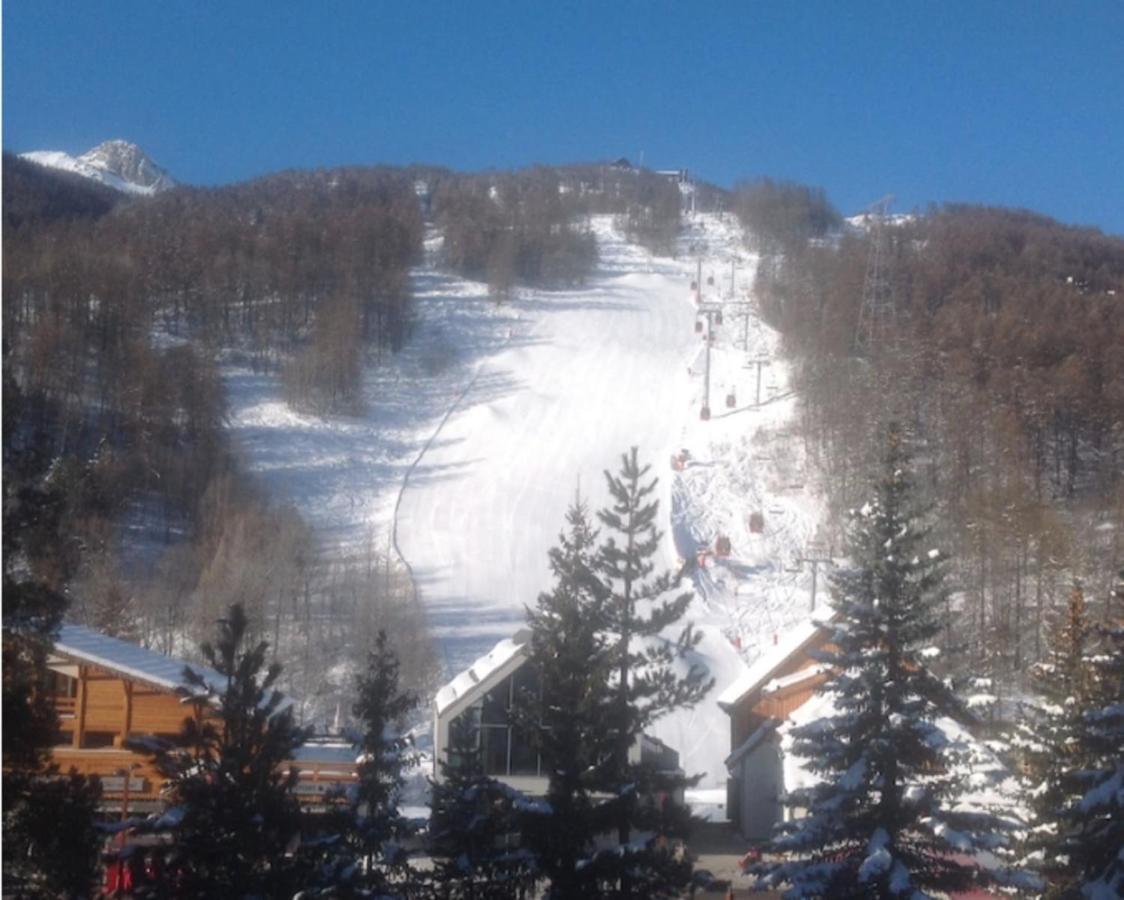 Apt Or Chalet Near The Slopes Saint Chaffrey Exterior foto